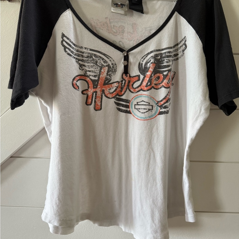 Women’s Harley distressed Black and White Graphic Tee